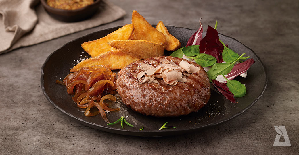 Hamburguesa Angus al plato con foie