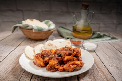 Pan de pita con pollo agridulce