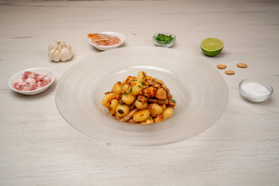 Gnocchis con langostinos y panceta