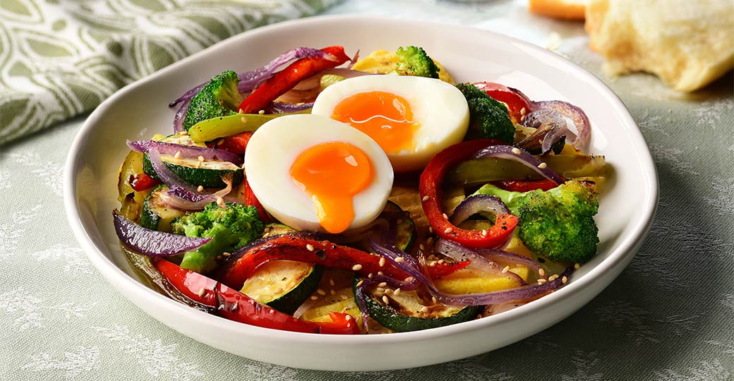 Saltat de verdures amb ou