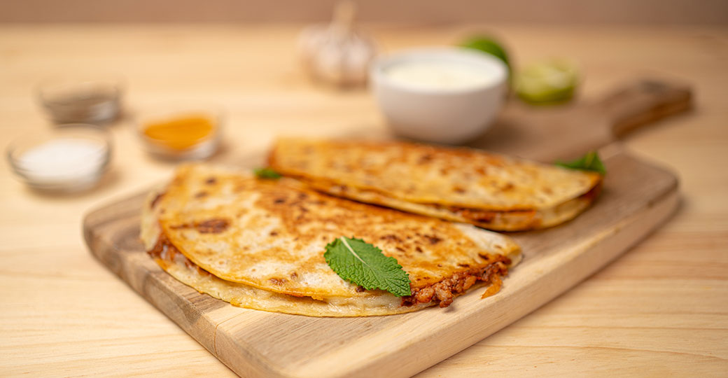 Tacos amb carn picada i salsa de iogurt
